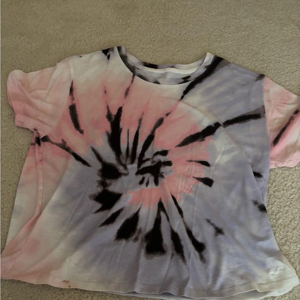 Holister tie dye shirt-small